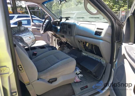 2001 Ford F-350 Lariat/Xl/Xlt z USA, uszkodzony, nr VIN 1FTSW31F81ED06668